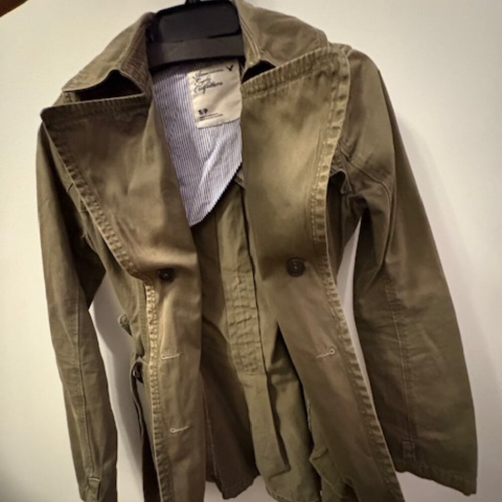 Trench Coat- Dark murky green- Vintage-American Eagle Outfitters